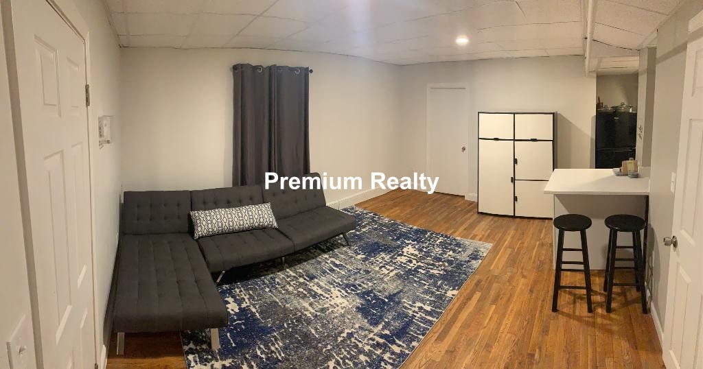 15 Aberdeen St, Fenway