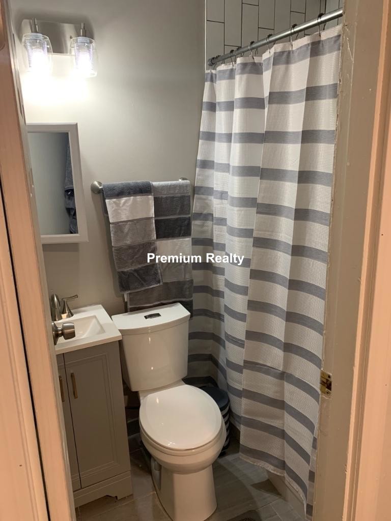 15 Aberdeen St, Fenway