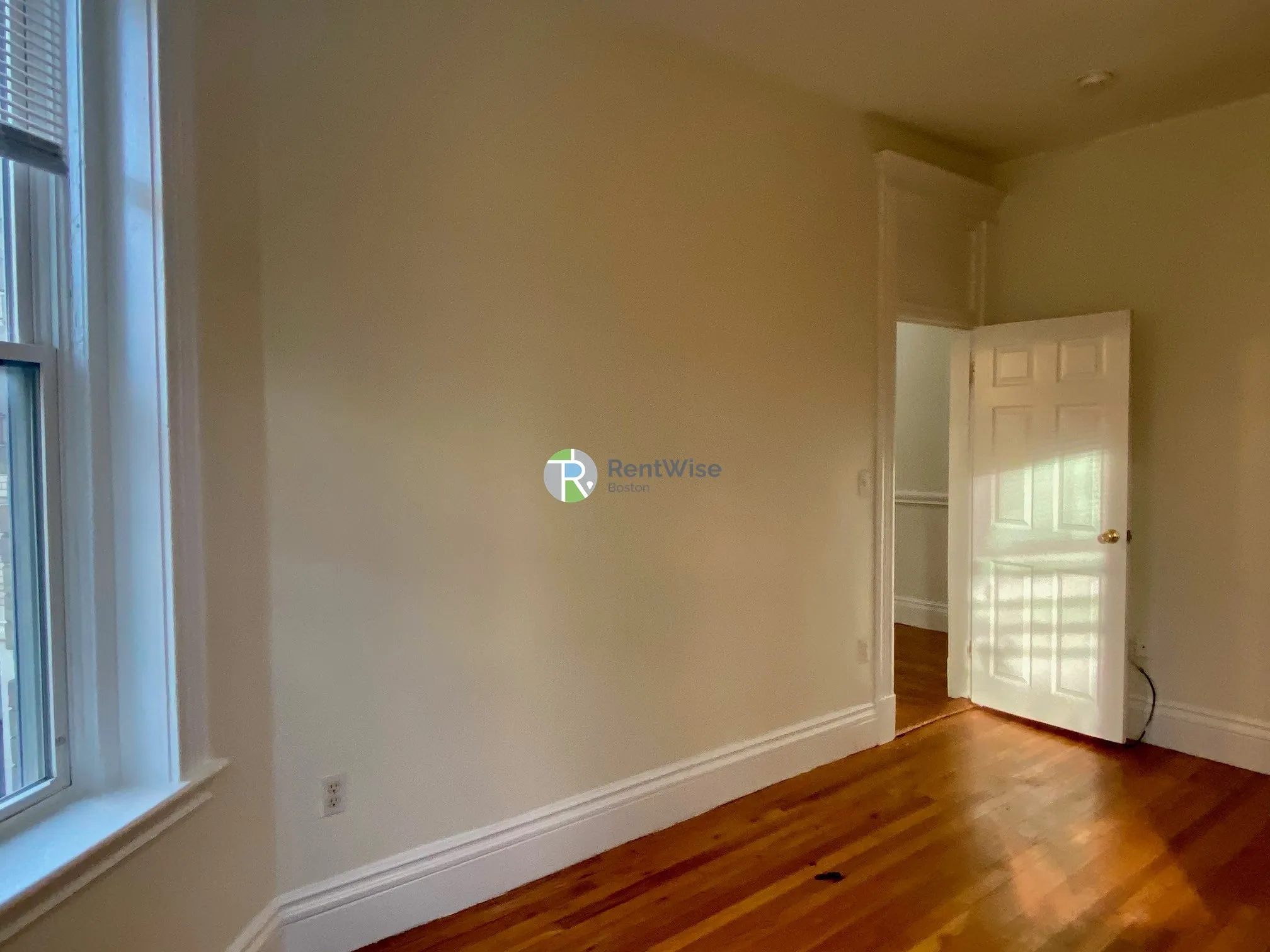 1302 Commonwealth Ave, Allston