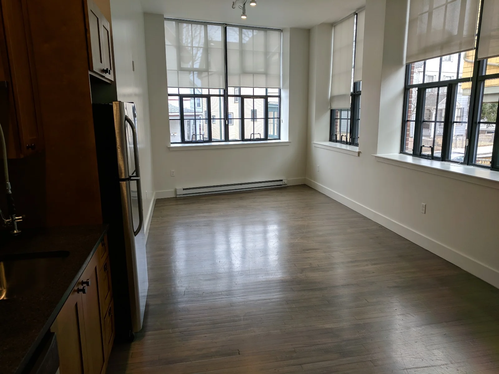 20 Sunnyside St, Jamaica Plain