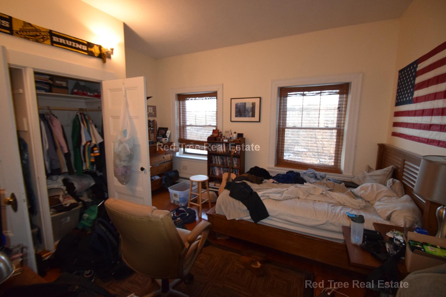 1689 Beacon St, Aspinwall Hill