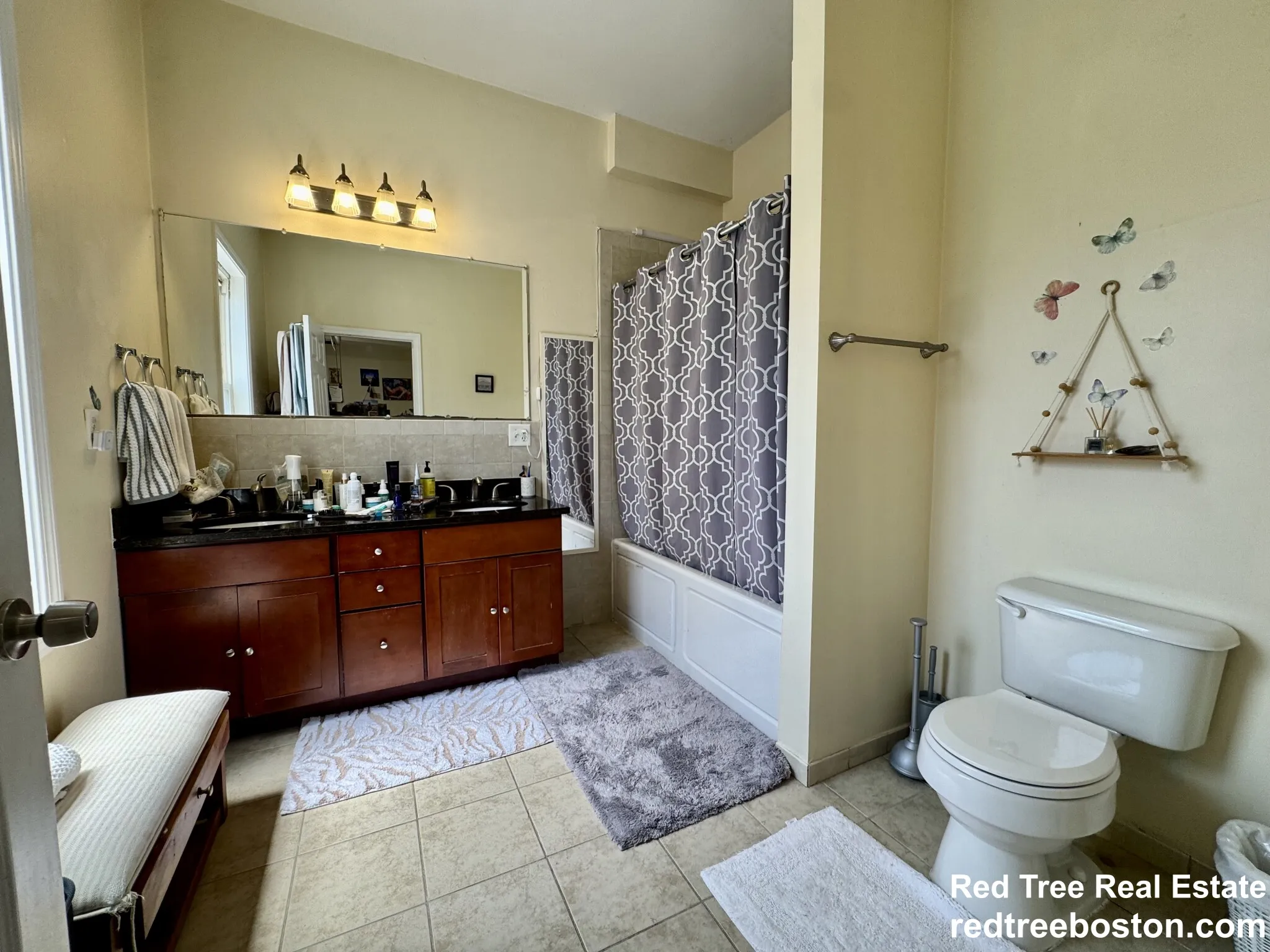 22 Elmore St, Roxbury