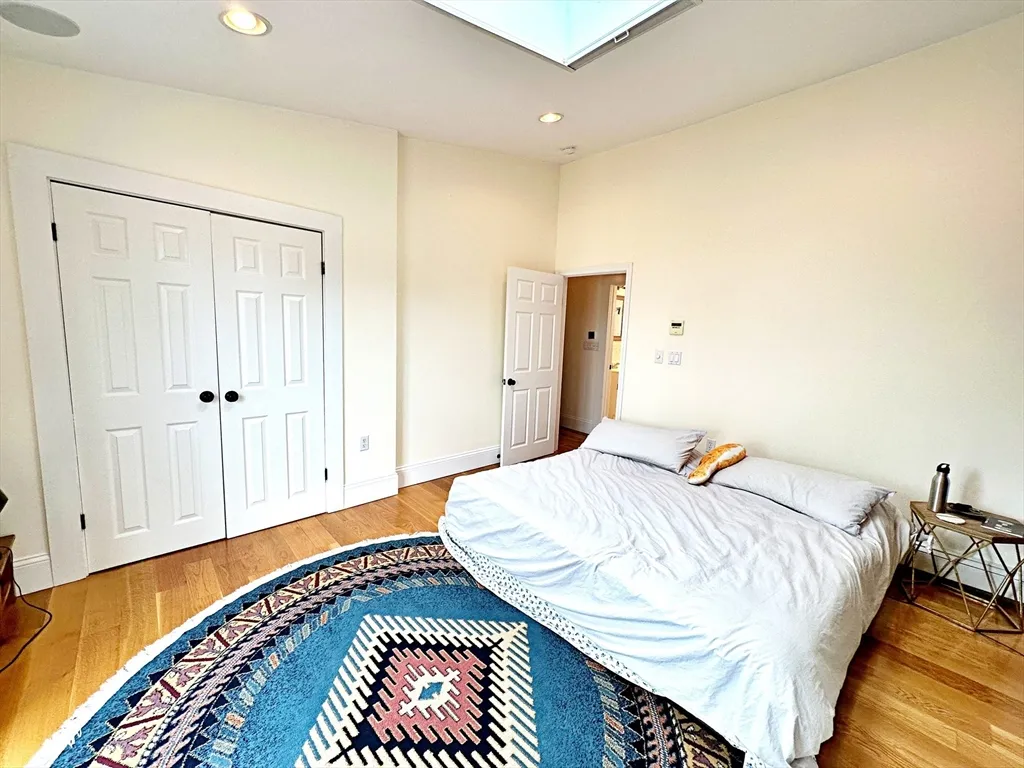 187 Everett St, East Boston