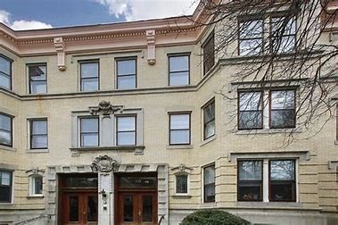 38 Kilsyth, Brookline