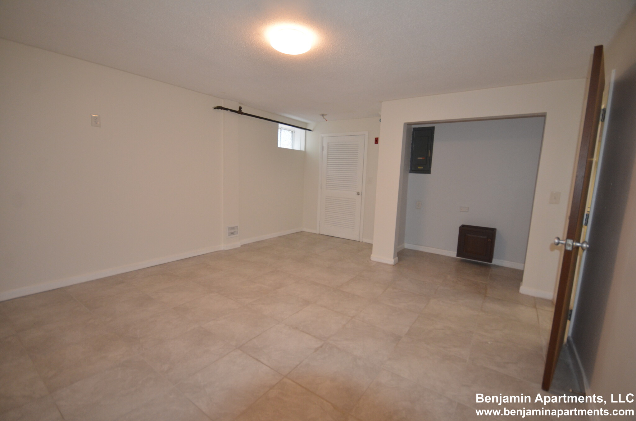 20 Mossdale Rd, Jamaica Plain