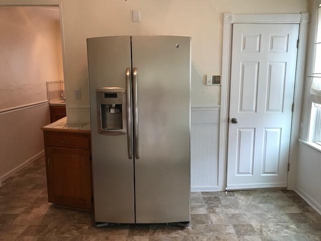 3 bed, 1 bath apartment for rent at 15 Dunlap St Unit 1, Salem — photo 6 of 16