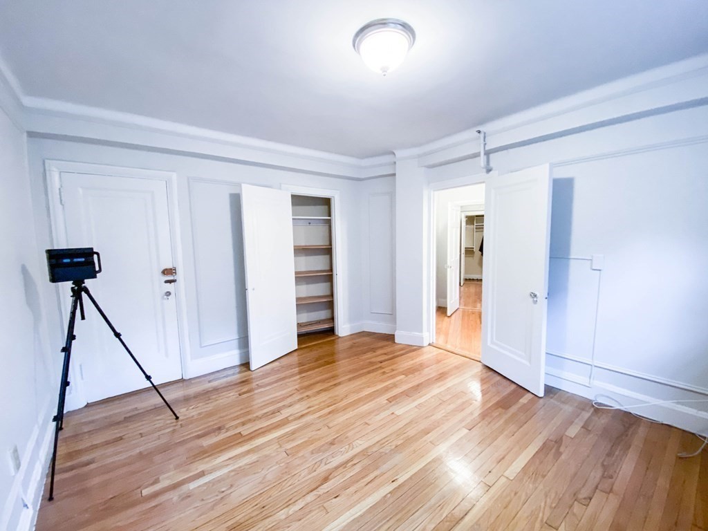 1454 Beacon St, Corey Hill