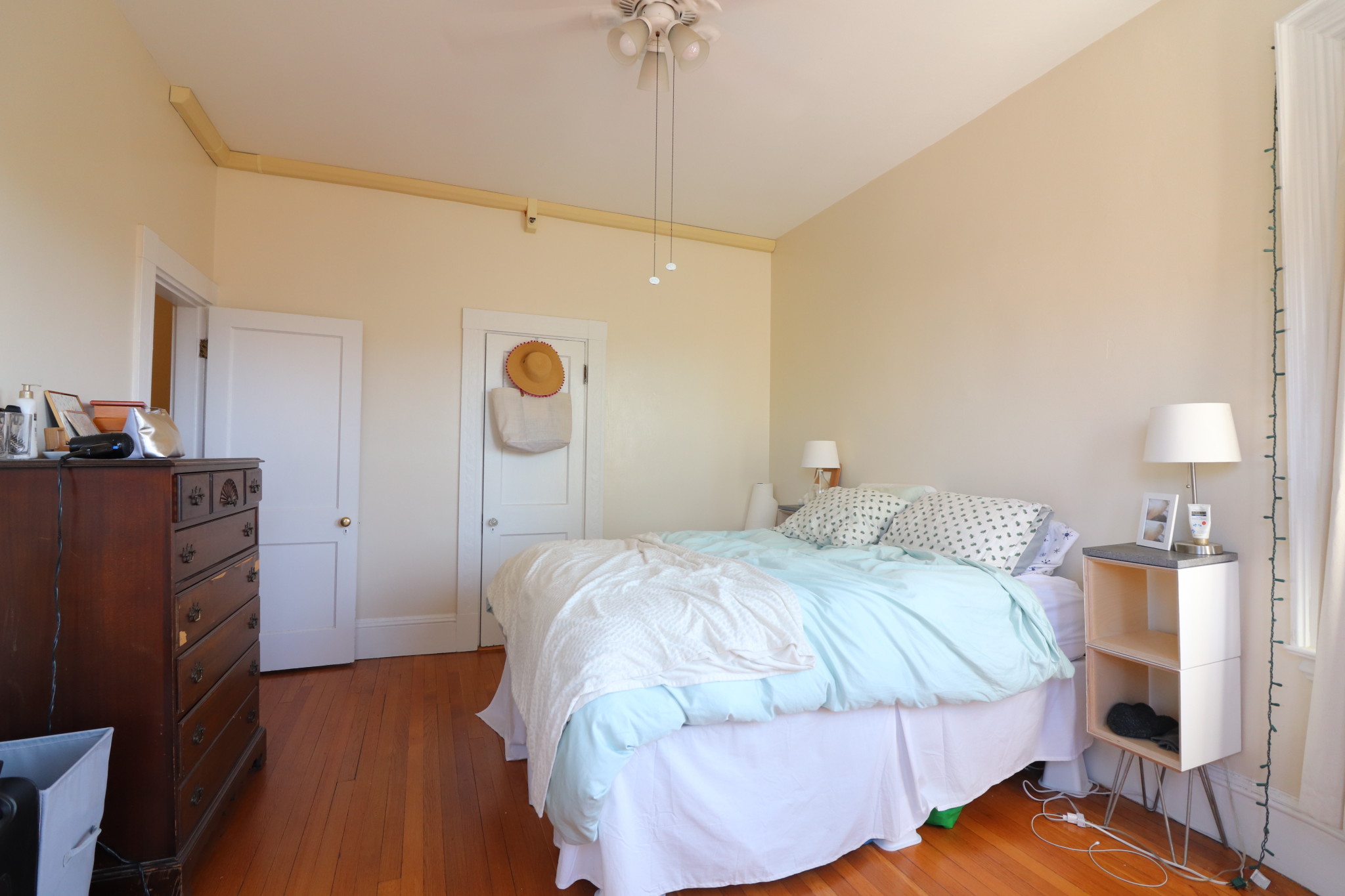 1477 Beacon St, Griggs Park