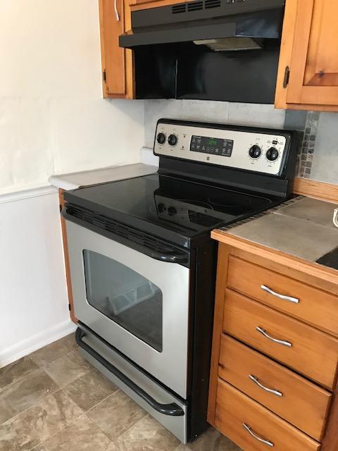 3 bed, 1 bath apartment for rent at 15 Dunlap St Unit 1, Salem — photo 14 of 16