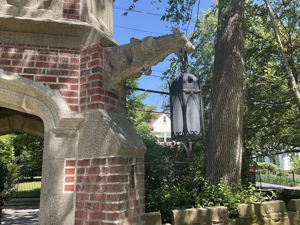 20 Chapel, Coolidge Corner