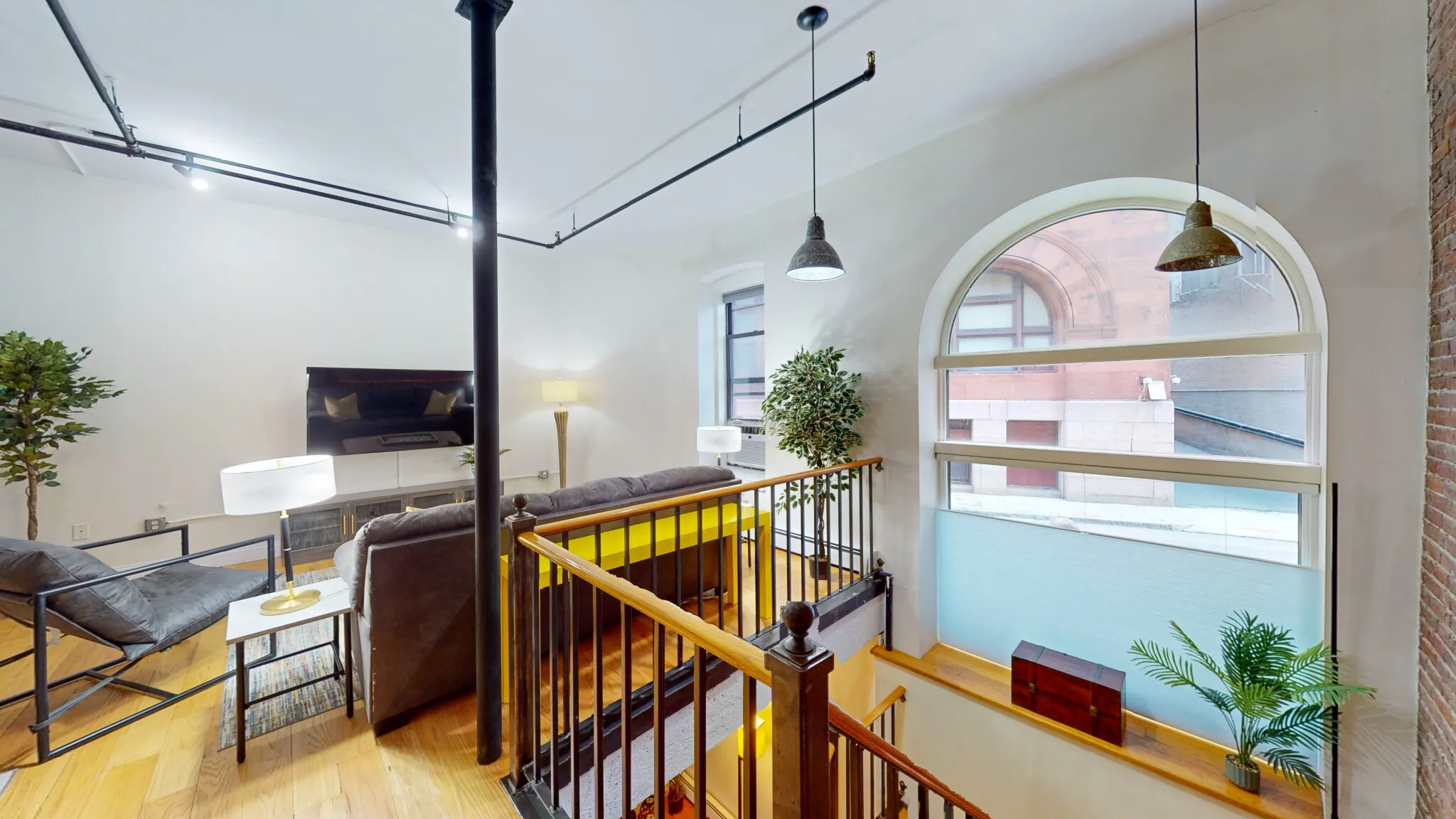 19 Stanhope St, Back Bay