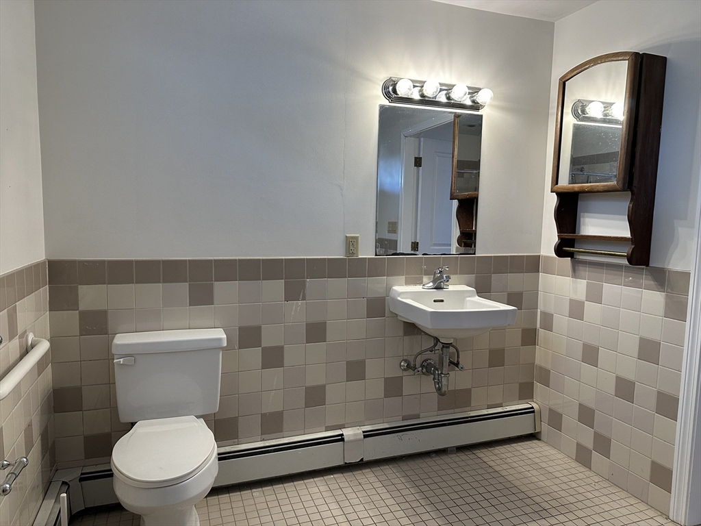 56 Bower St, West Medford