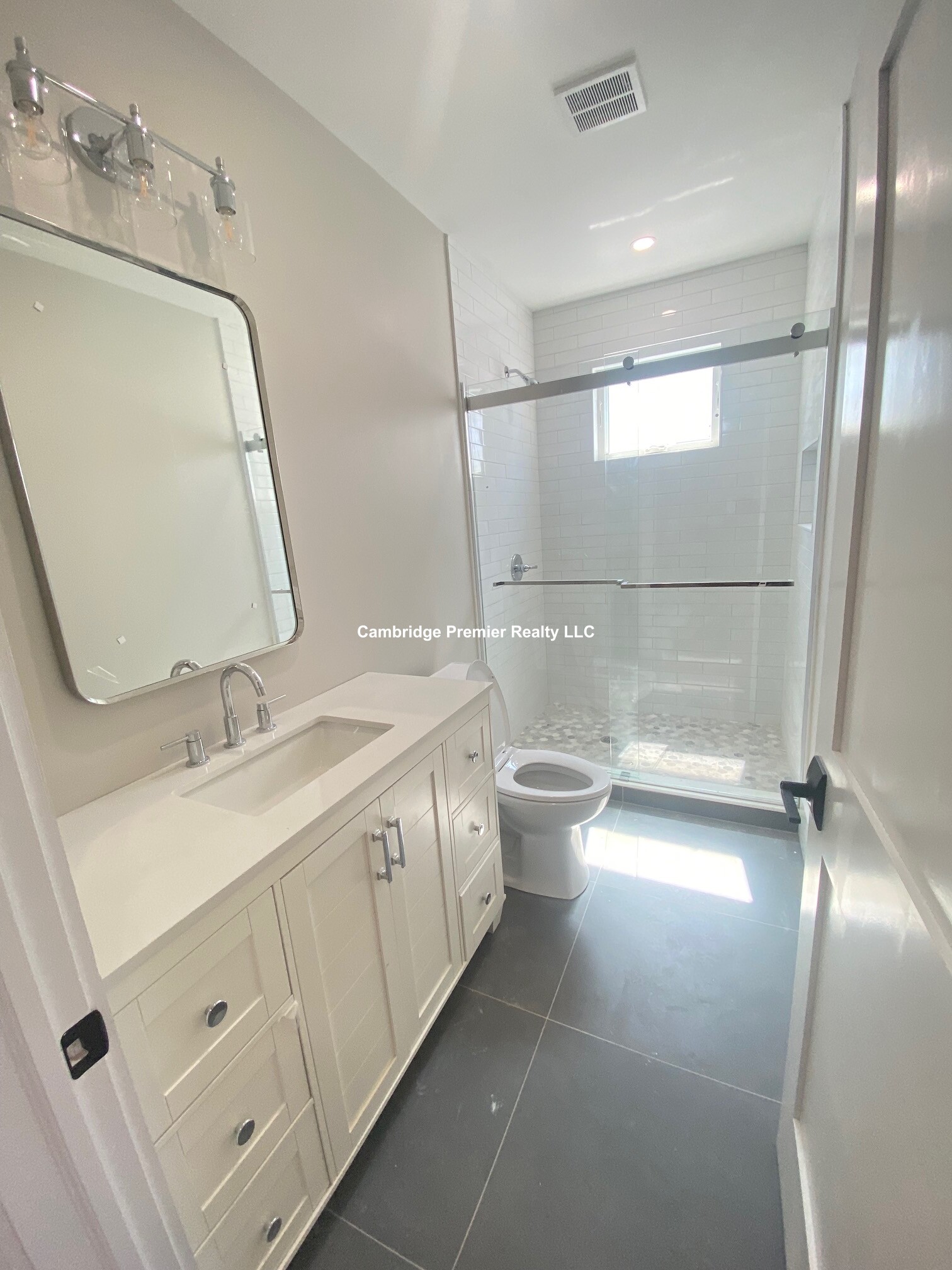 132 Central St, Winter Hill