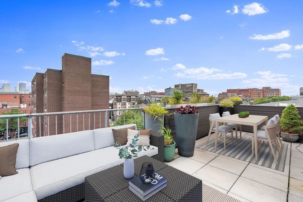 1721 Washington St, South End