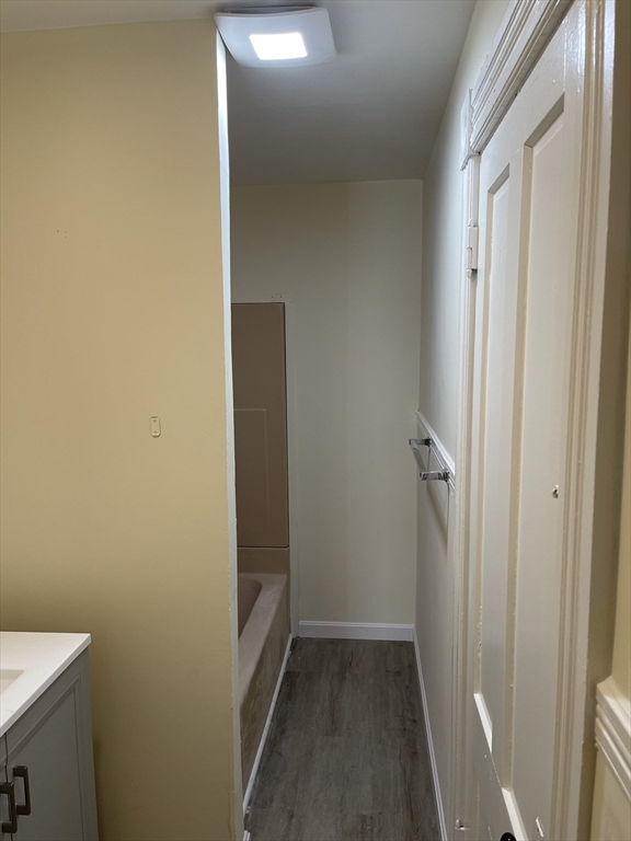 3 Hillside St, Worcester