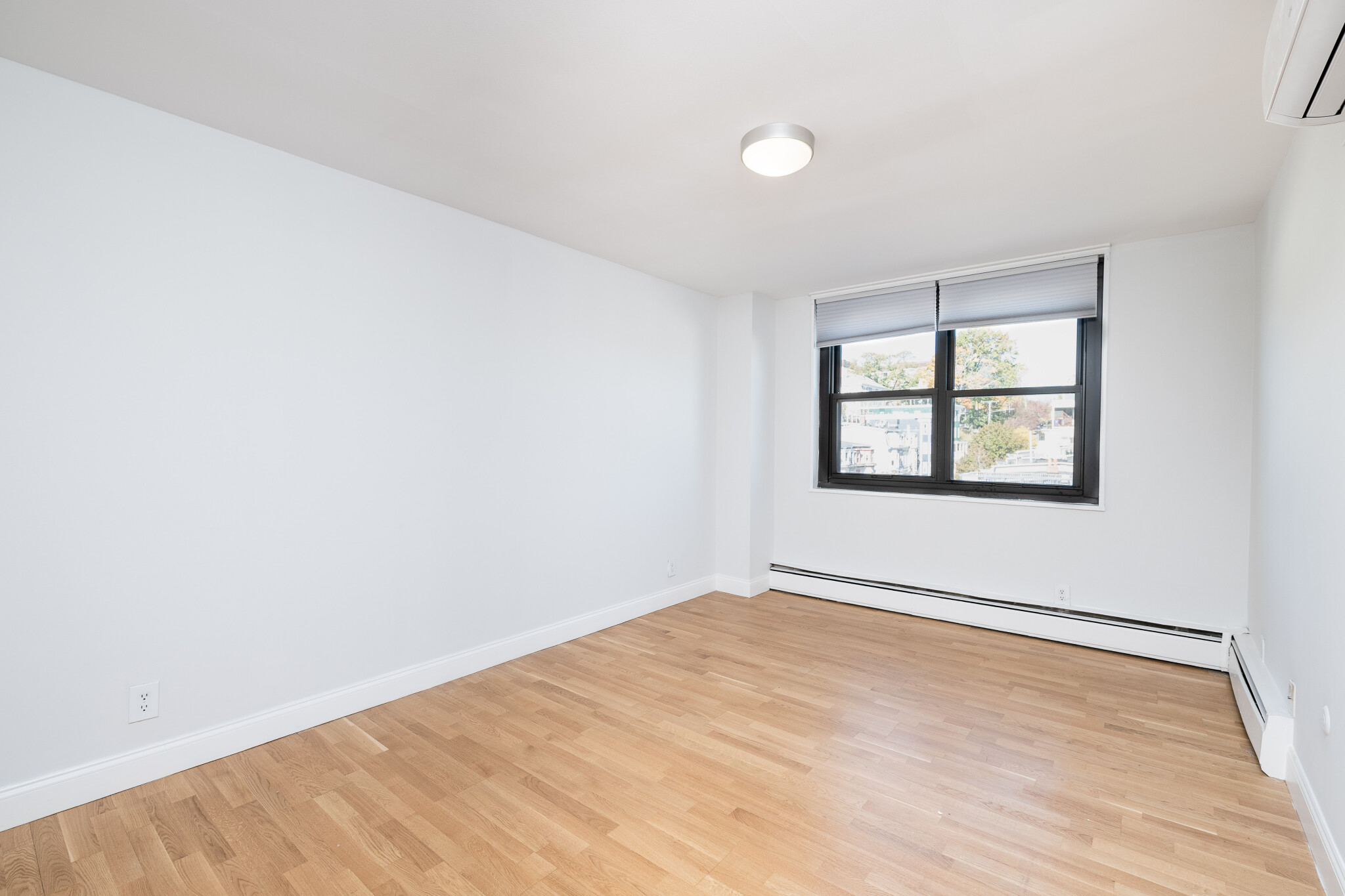 1410 Columbia Rd, South Boston