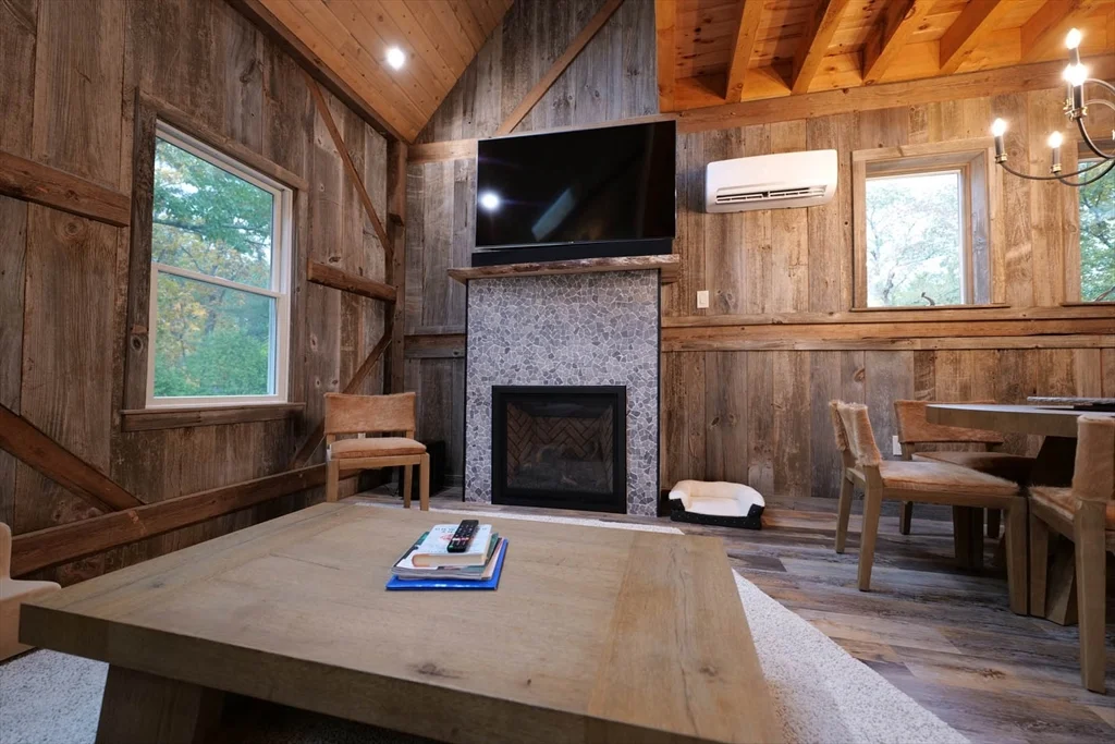 23 Winter St, Norwell