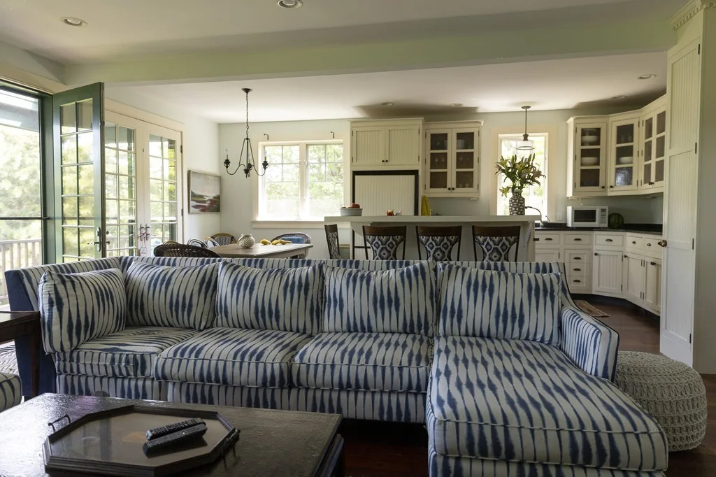 101 Associates Rd, Chapaquoit