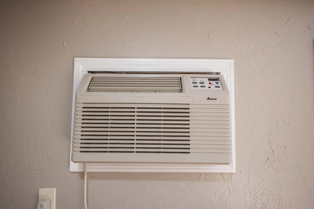 21 Erick Rd, Mansfield