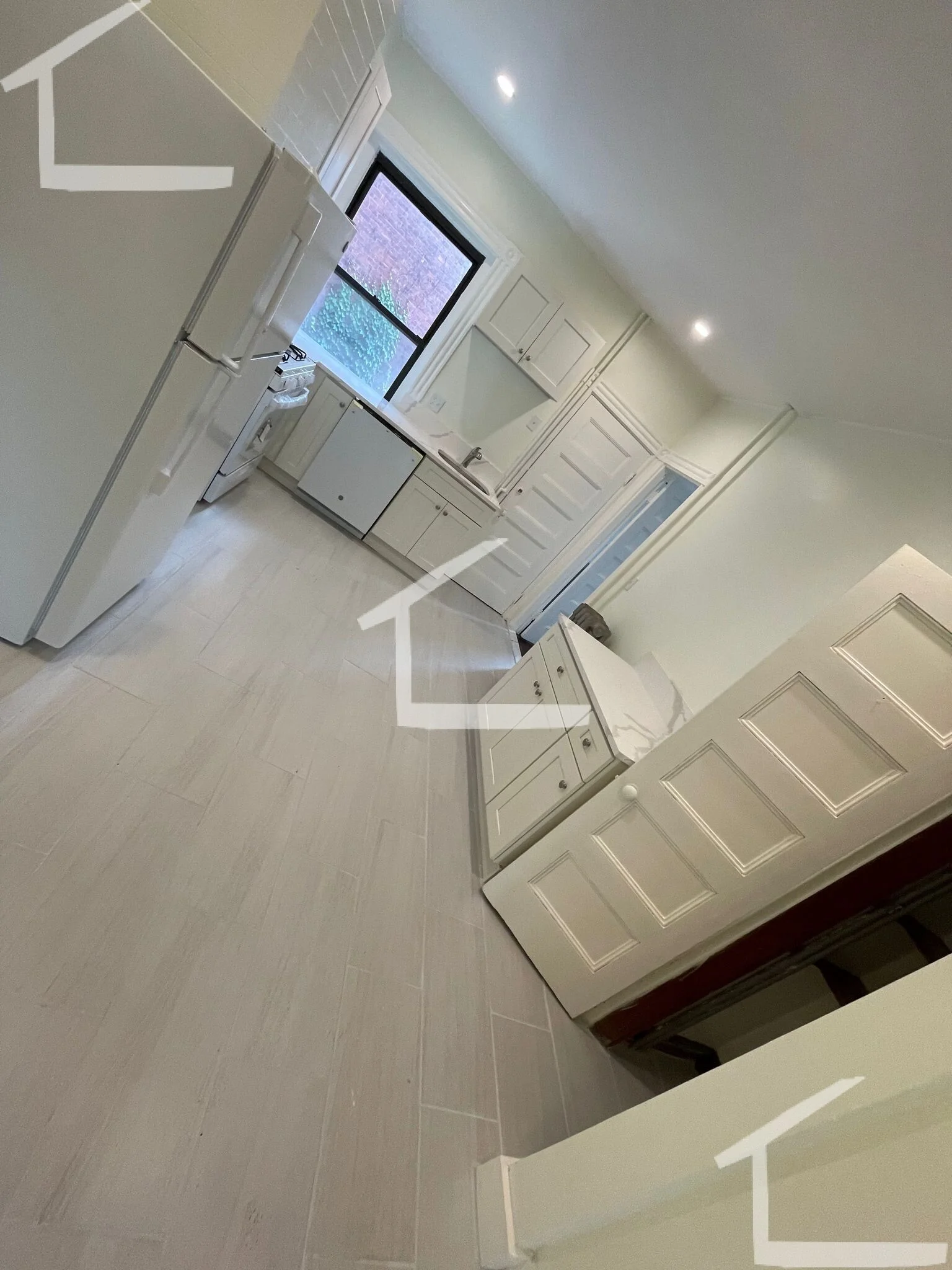 1855 Beacon St, Aspinwall Hill