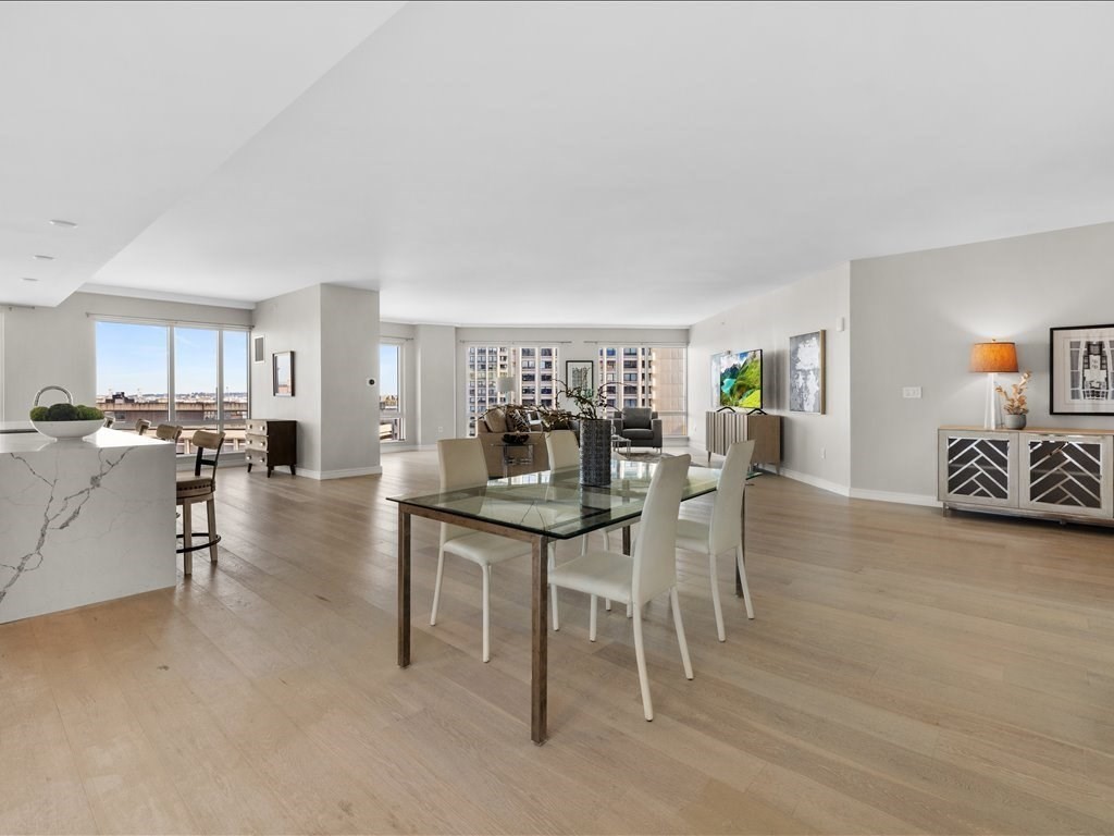 110 Broad St, Waterfront