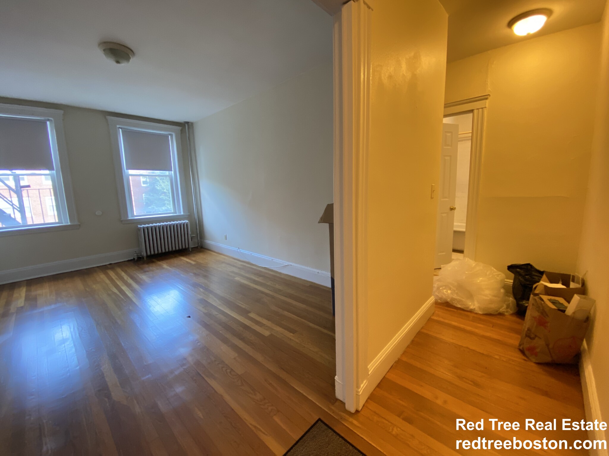 135 Washington St, Brighton