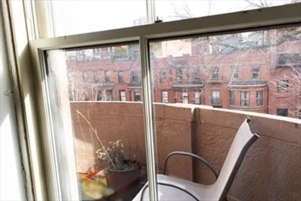 261 Marlborough St, Back Bay