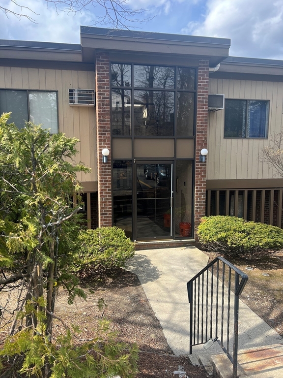 17 Eaglehead Ter, Shrewsbury