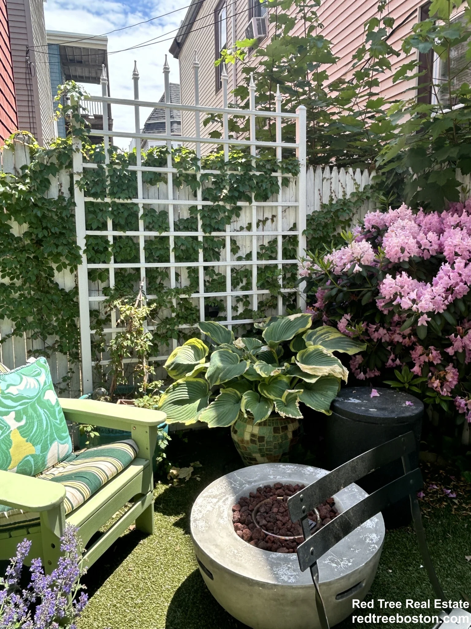 687 East 6th St, South Boston