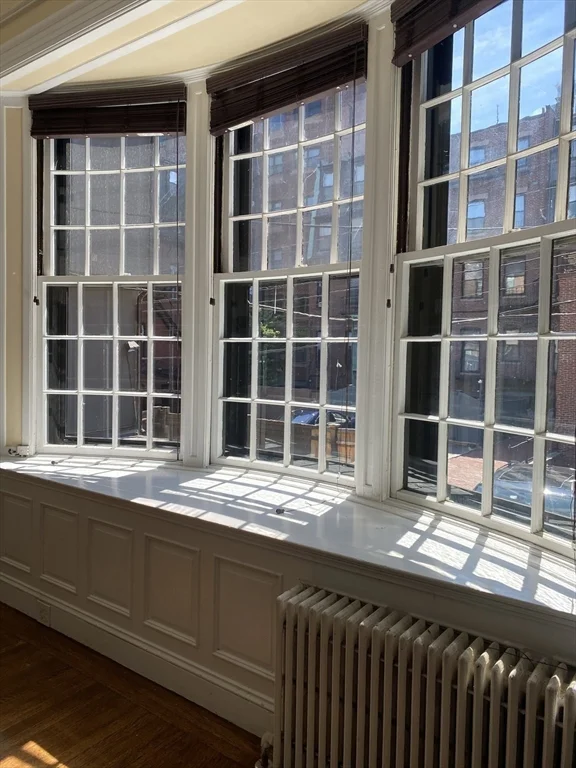 411 Beacon, Back Bay