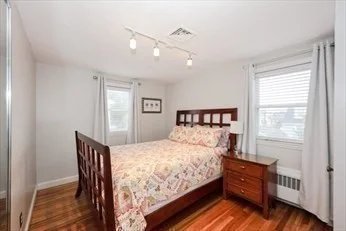 34 Brookline Ave, Hull