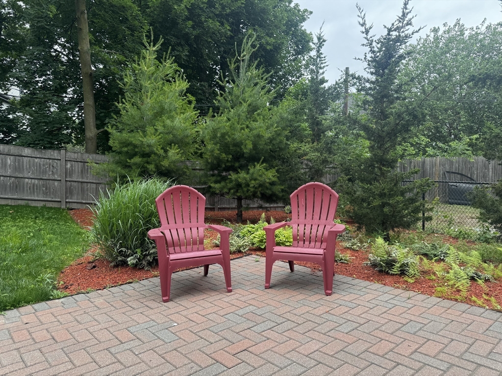 41 Woodville St, Roxbury