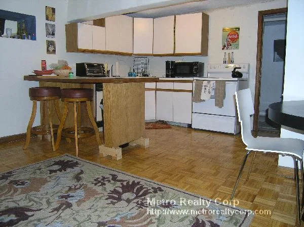 76 Egmont St, Coolidge Corner