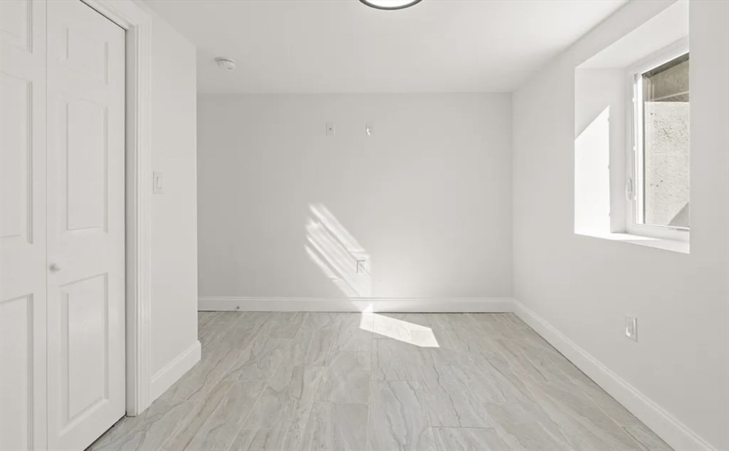 320 Malden St, Revere