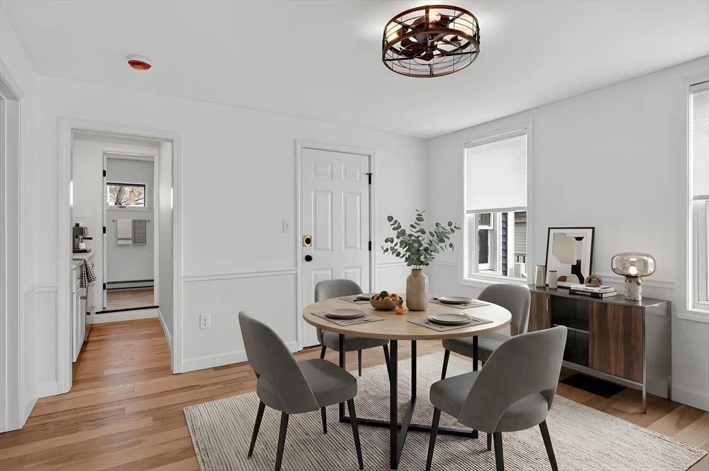 28 Ekman St, Worcester