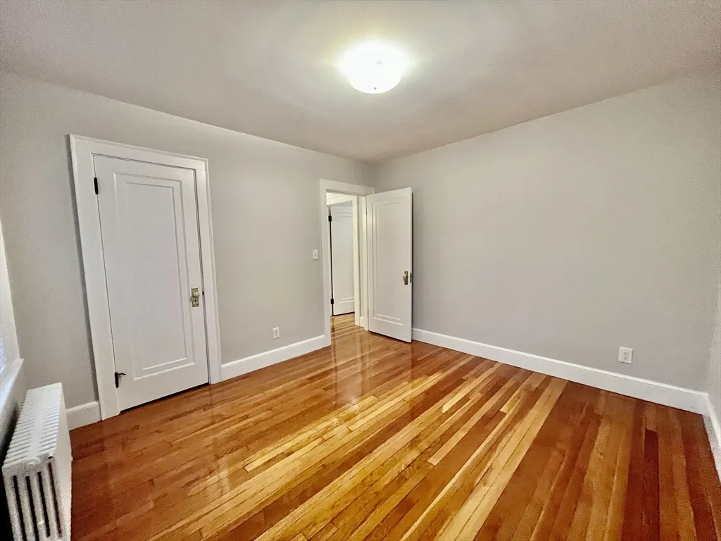 94 Glendale Rd, Quincy