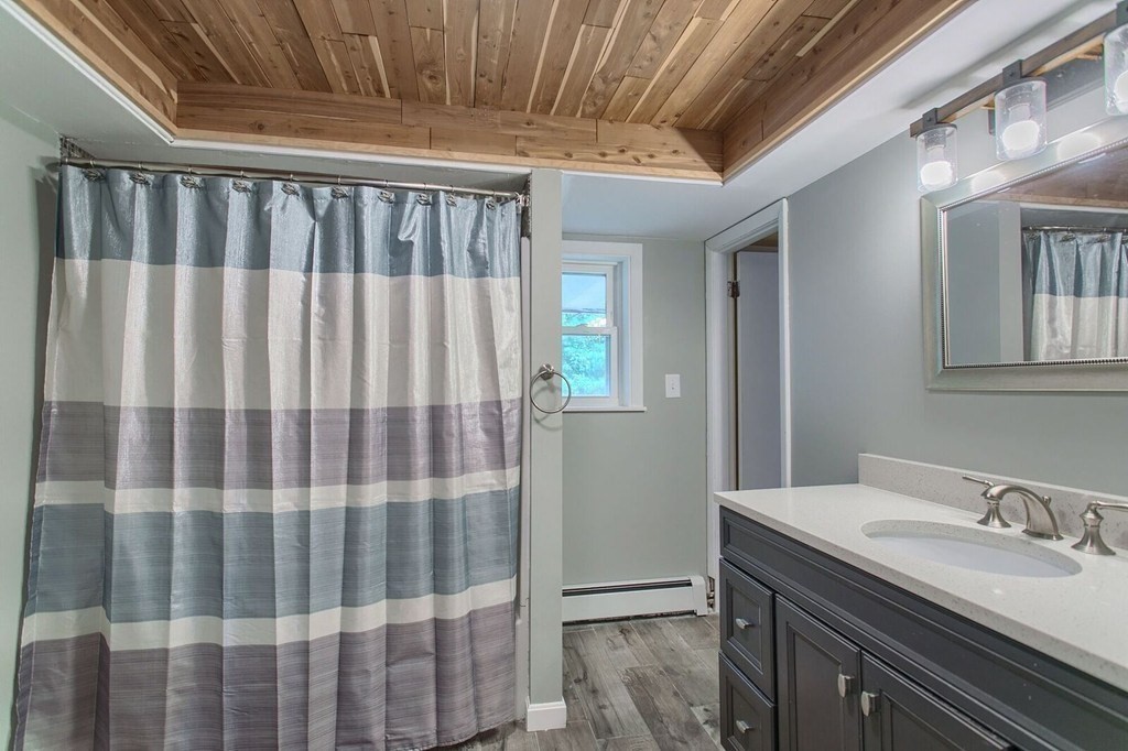 147 Washington, East Methuen