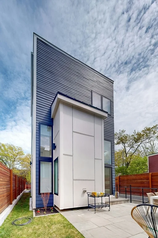 213 Third St, East Cambridge