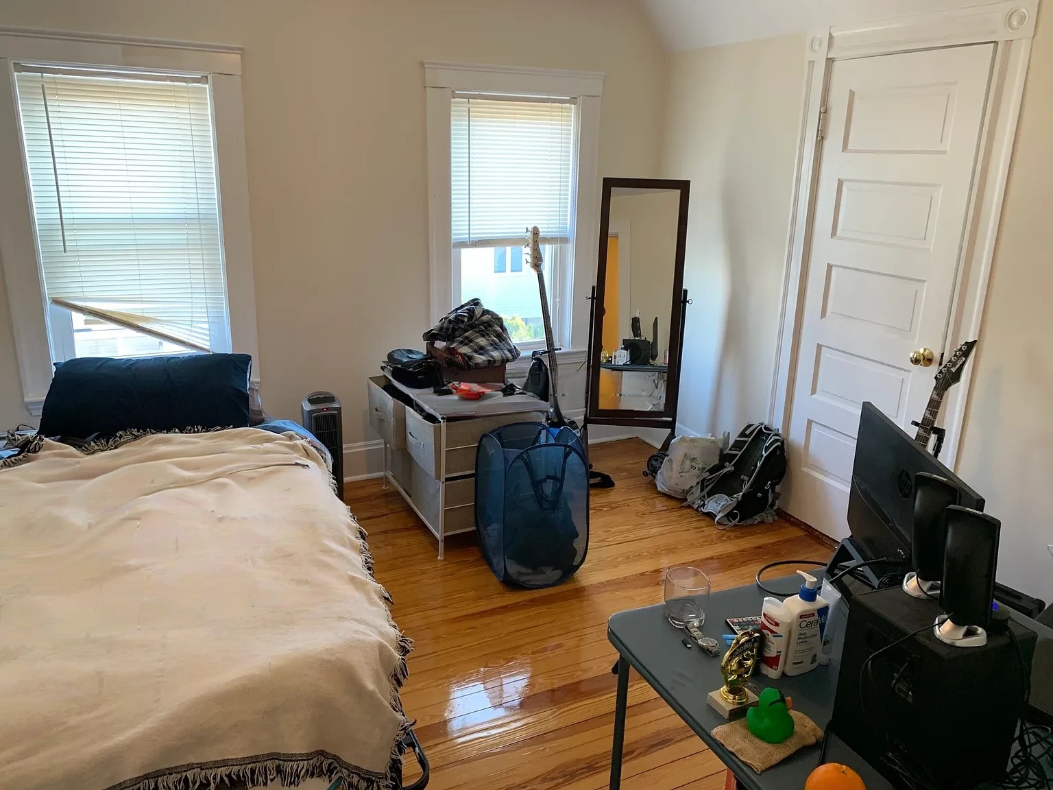 14 Bay State Ave, Powder House Square