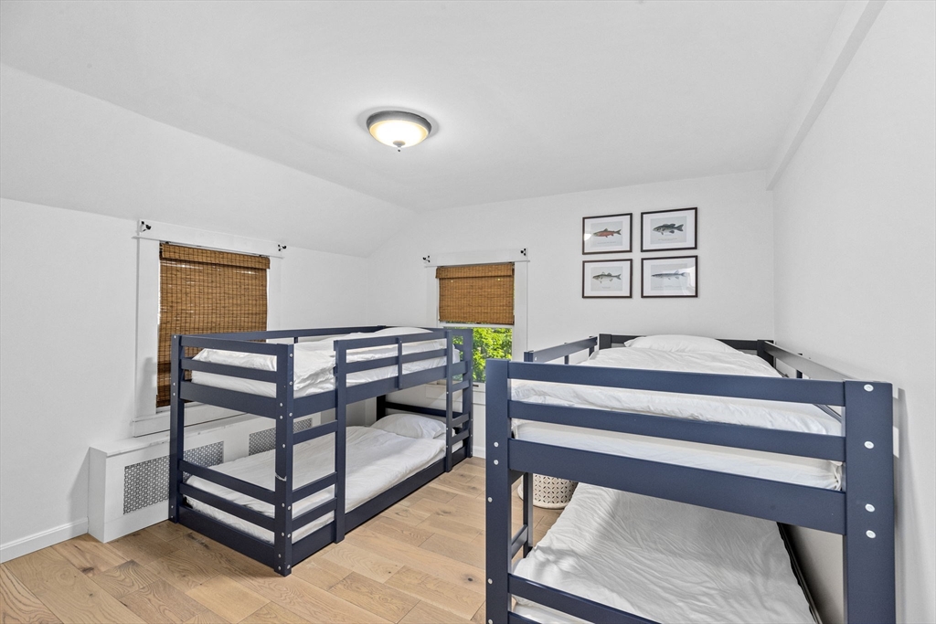 1 Winslow Ave, Scituate