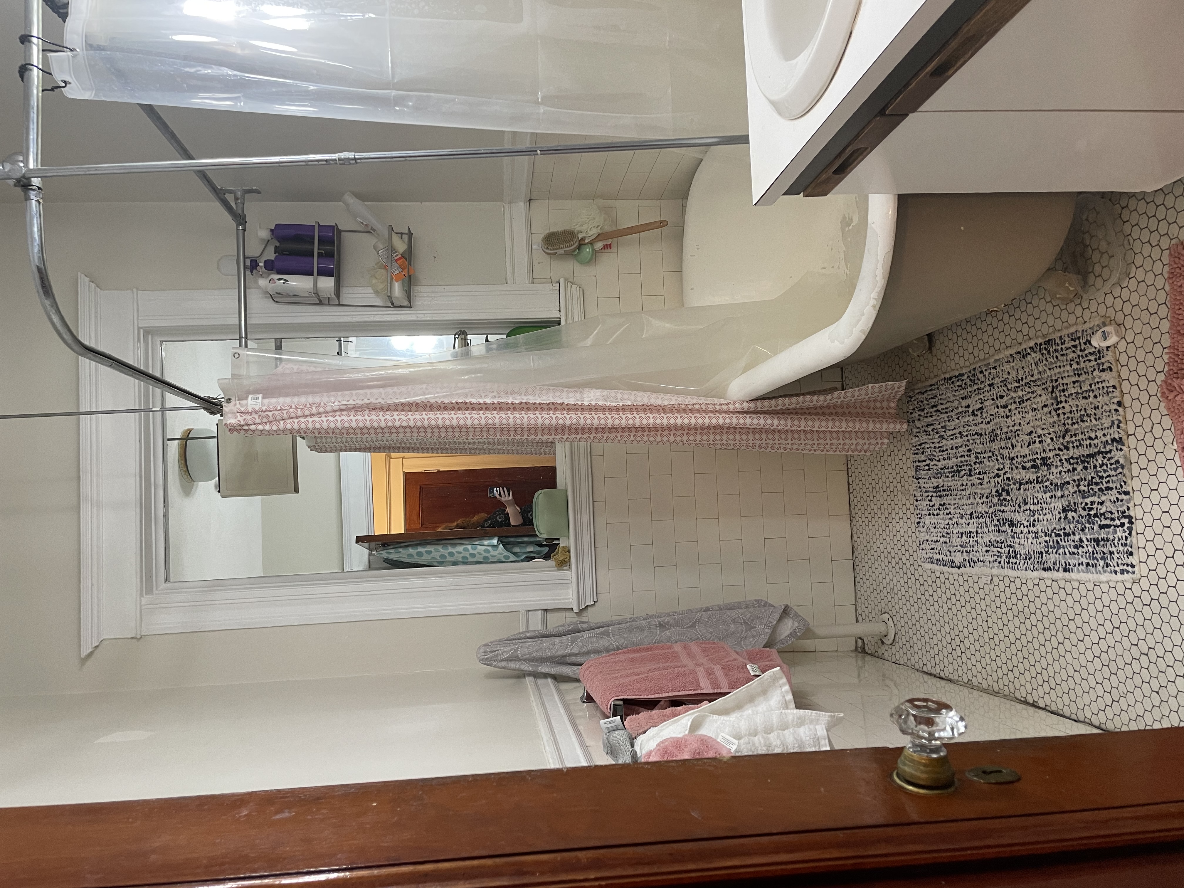 2 bed, 1 bath apartment for rent at 1255 Commonwealth Ave Unit 8, Brighton — photo 5 of 8