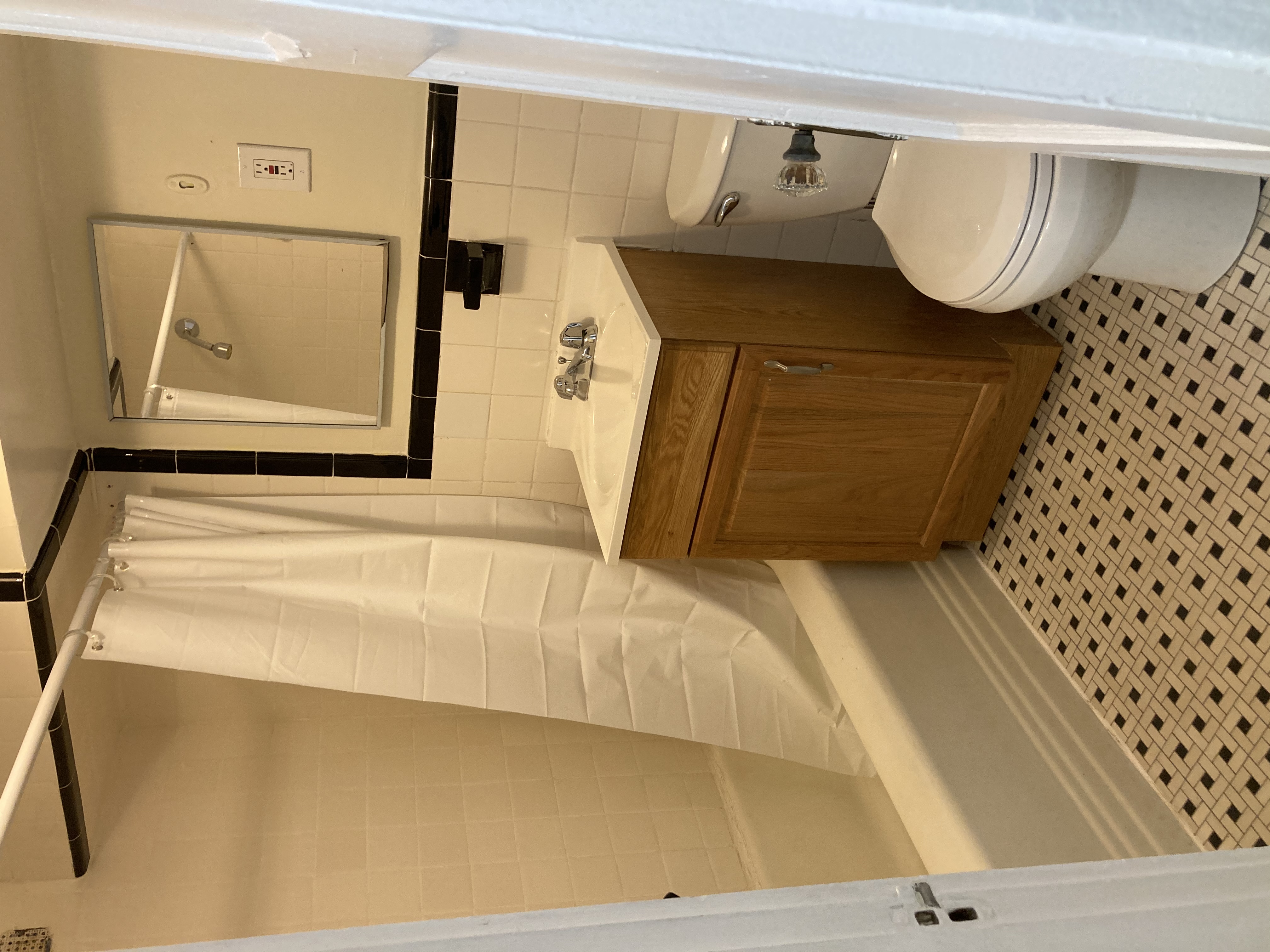 Studio bed, 1 bath apartment for rent at 78 Myrtle St Unit 1, Beacon Hill — photo 5 of 15