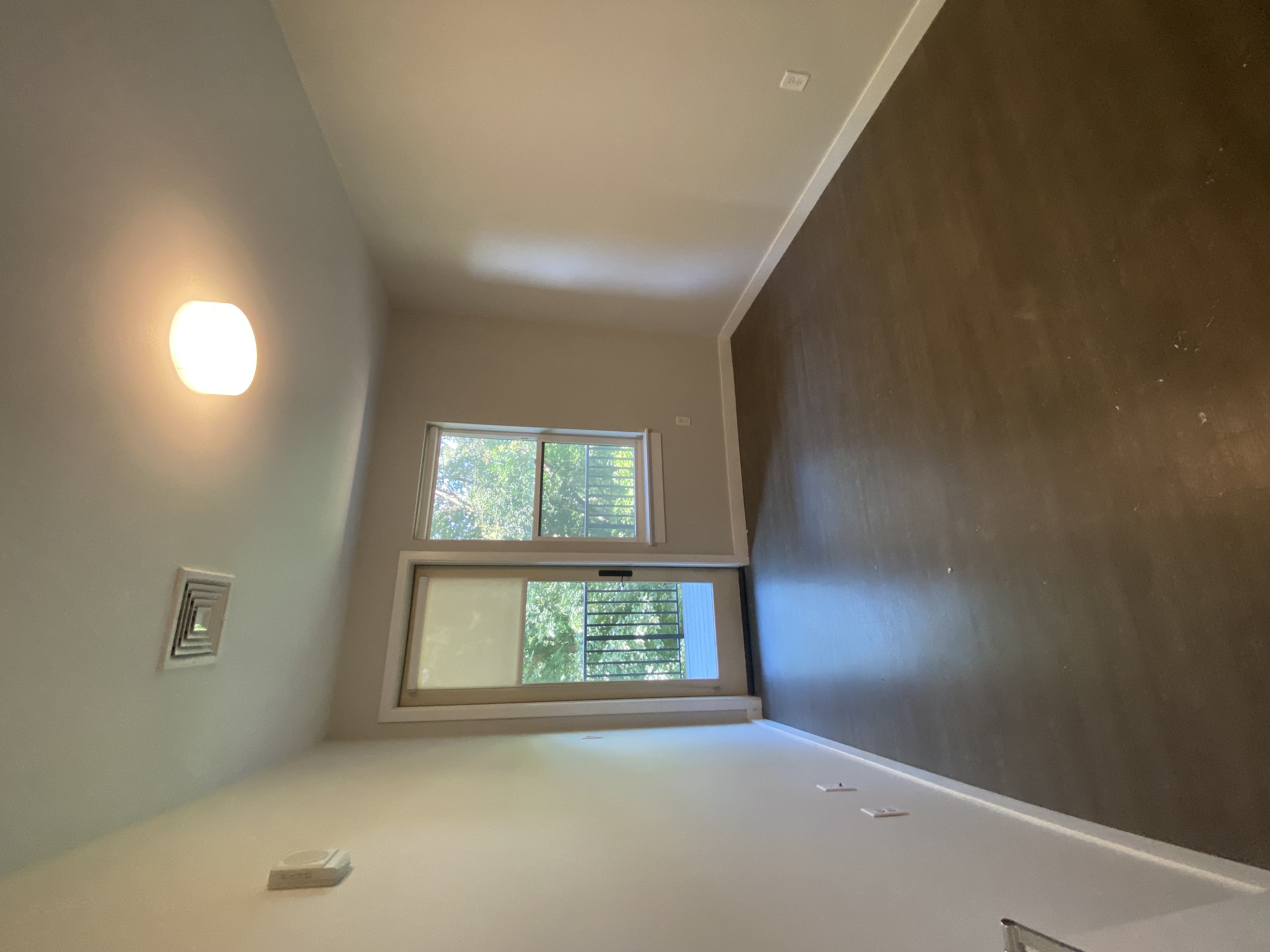 2 bed, 1 bath apartment for rent at 28 Bridge Unit 1, Quincy — photo 4 of 14