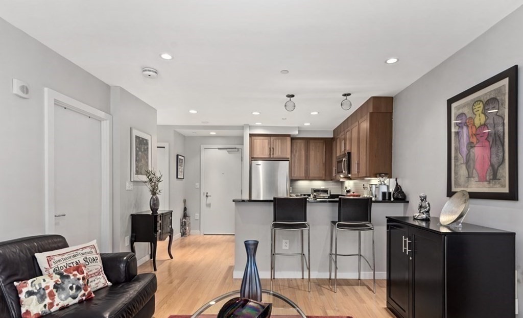 1 bed, 1 bath apartment for rent at 80 Broad St Unit 906, North End — photo 4 of 7