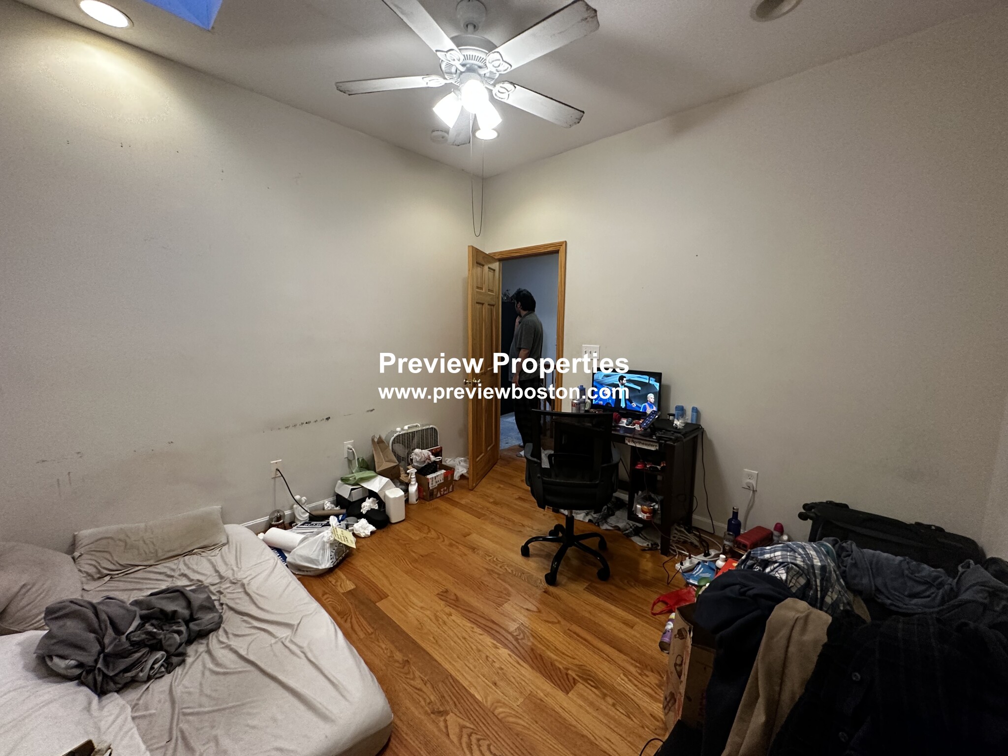 10 Moreland, Roxbury