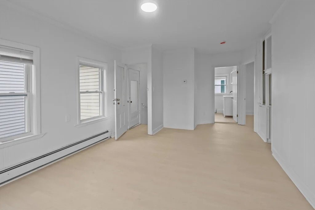 6 Coffin Avenue Ct, New Bedford