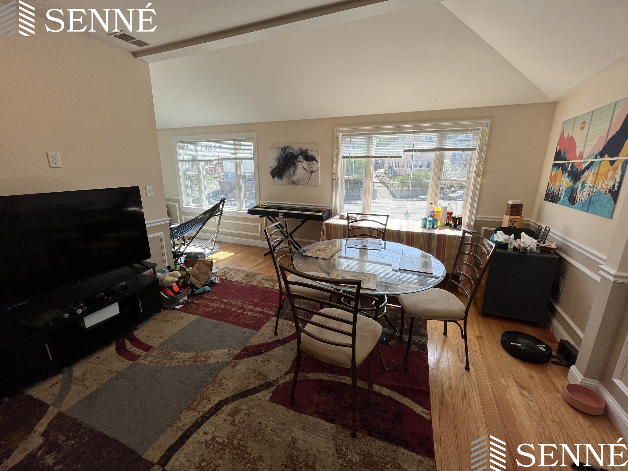 614 Main St, Medford