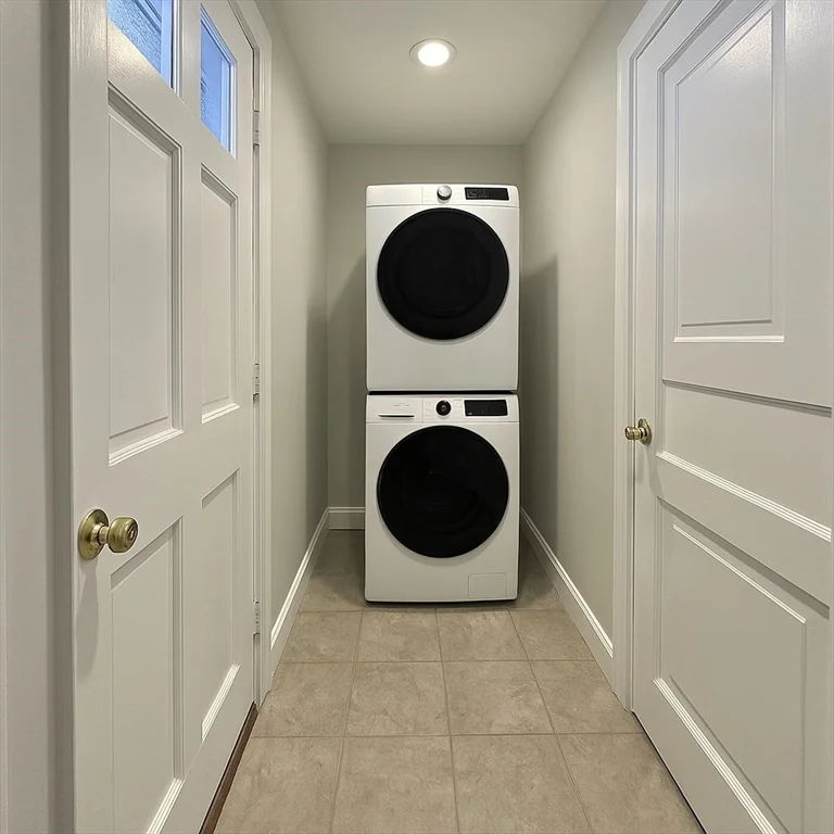 1603 Centre St, Newton