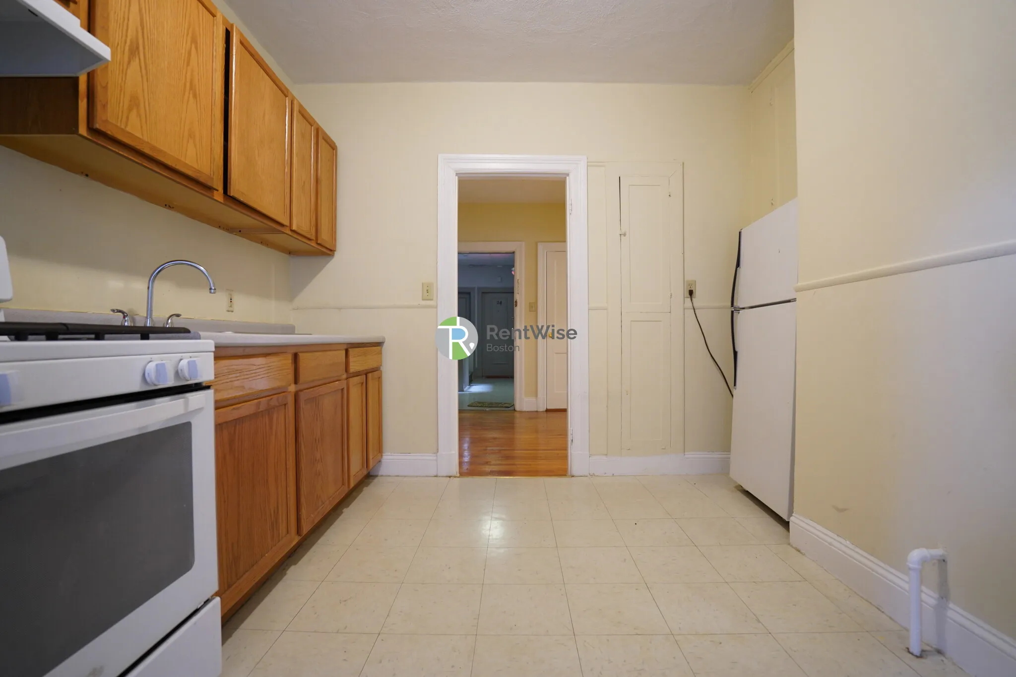 41 Chestnut Hill Ave, Brighton