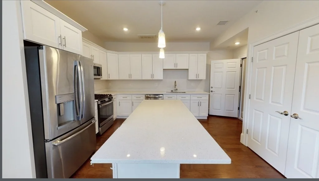 37 Walnut Pl, Newton